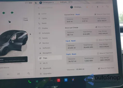 2022 Tesla Model Y Performance Dual Motor All-Wheel Drive z USA, uszkodzony, nr VIN 7SAYGDEF7NF405769